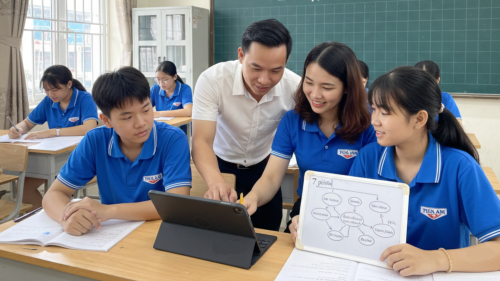 Trung tâm giáo dục Tuấn An chuyên giáo dục sớm và bồi dưỡng học tập cho trẻ từ 3 đến 17 tuổi. Dạy từ gốc, theo sát từng học sinh, giúp con tự tin và tiến bộ bền vững.